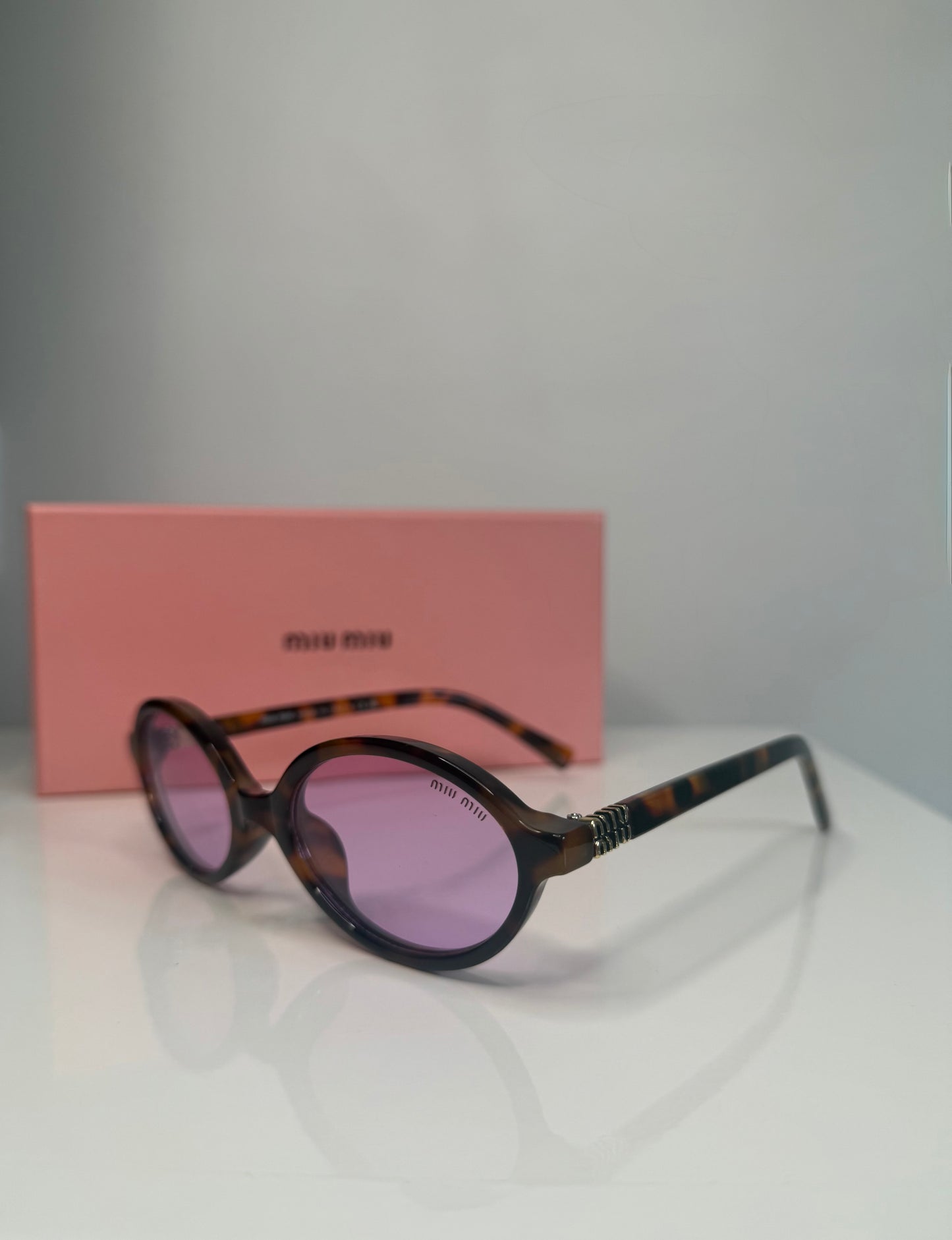 MI OVAL SUNGLASSES