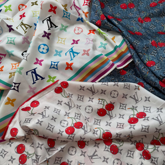 LV CLASSIC PRINT SCARF